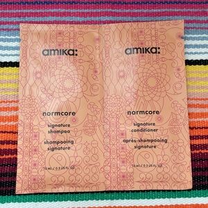 🛁 amika: Normcore Signature Shampoo & Conditioner